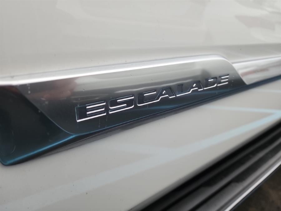 Used Cadillac Escalade 4WD 4dr Luxury 2020 | L.I. Auto Gallery. Islip, New York Used Cadillac Escalade 4WD 4dr Luxury 2020 | L.I. Auto Gallery. Islip, New York