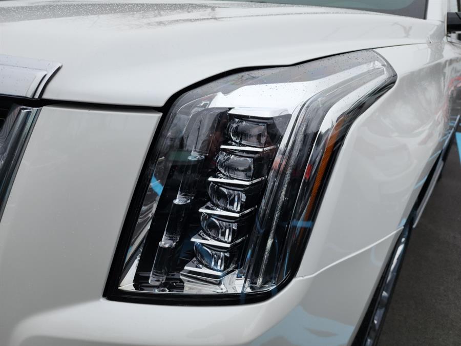Used Cadillac Escalade 4WD 4dr Luxury 2020 | L.I. Auto Gallery. Islip, New York Used Cadillac Escalade 4WD 4dr Luxury 2020 | L.I. Auto Gallery. Islip, New York