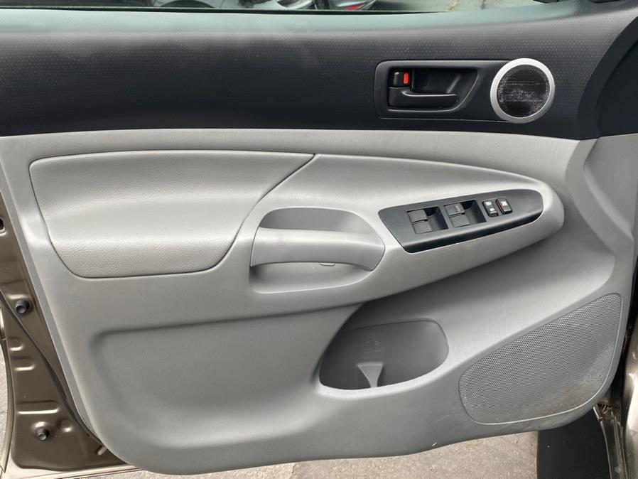 2014 Toyota Tacoma 4WD Double Cab V6 AT (Natl), available for sale in Canton, Connecticut | Lava Motors 2 Inc. Canton, Connecticut 2014 Toyota Tacoma 4WD Double Cab V6 AT (Natl), available for sale in Canton, Connecticut | Lava Motors 2 Inc. Canton, Connecticut