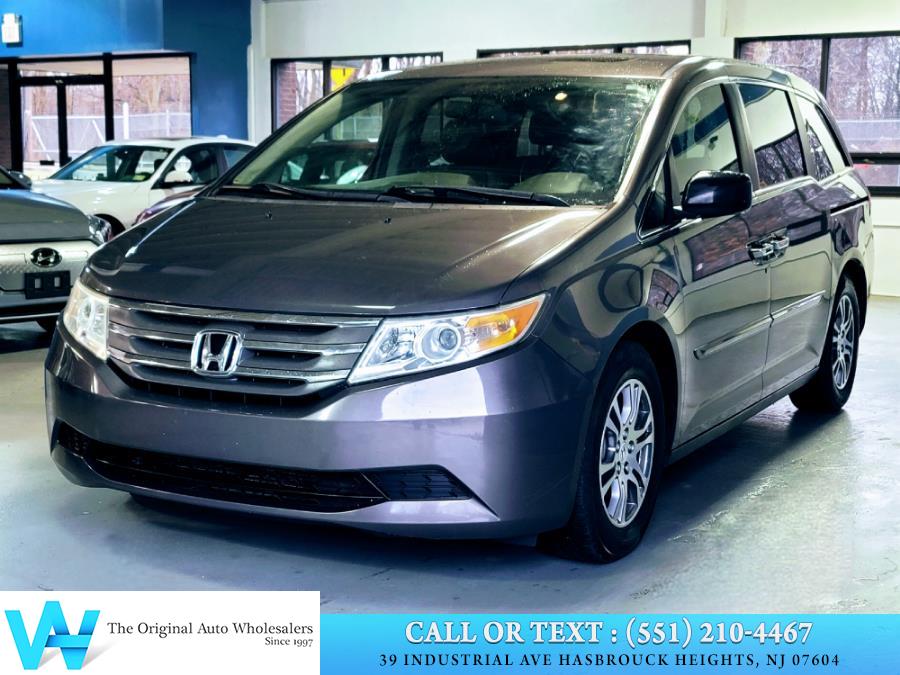 2013 Honda Odyssey 5dr EX-L, available for sale in Lodi, New Jersey | AW Auto & Truck Wholesalers, Inc. Lodi, New Jersey 2013 Honda Odyssey 5dr EX-L, available for sale in Lodi, New Jersey | AW Auto & Truck Wholesalers, Inc. Lodi, New Jersey