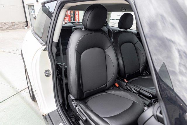 2015 Mini Cooper Hardtop , available for sale in Great Neck, New York | Camy Cars. Great Neck, New York 2015 Mini Cooper Hardtop , available for sale in Great Neck, New York | Camy Cars. Great Neck, New York