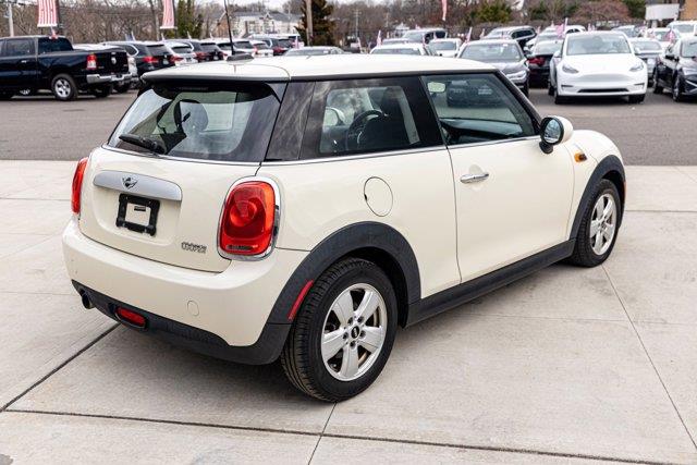 2015 Mini Cooper Hardtop , available for sale in Great Neck, New York | Camy Cars. Great Neck, New York 2015 Mini Cooper Hardtop , available for sale in Great Neck, New York | Camy Cars. Great Neck, New York