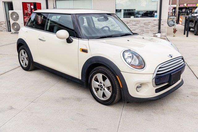 2015 Mini Cooper Hardtop , available for sale in Great Neck, New York | Camy Cars. Great Neck, New York 2015 Mini Cooper Hardtop , available for sale in Great Neck, New York | Camy Cars. Great Neck, New York
