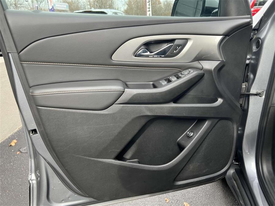 2020 Chevrolet Traverse LT, available for sale in Wantagh, New York | Wantagh Certified. Wantagh, New York 2020 Chevrolet Traverse LT, available for sale in Wantagh, New York | Wantagh Certified. Wantagh, New York