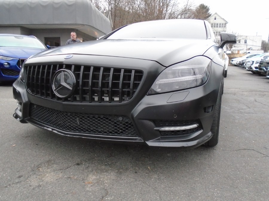 2014 Mercedes-Benz CLS-Class 4dr Sdn CLS550 4MATIC, available for sale in Waterbury, Connecticut | Jim Juliani Motors. Waterbury, Connecticut