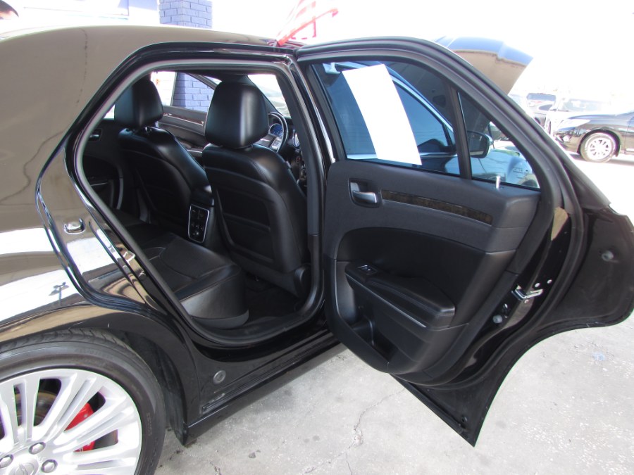 2013 Chrysler 300 4dr Sdn 300C RWD, available for sale in Orlando, Florida | VIP Auto Enterprise, Inc. Orlando, Florida 2013 Chrysler 300 4dr Sdn 300C RWD, available for sale in Orlando, Florida | VIP Auto Enterprise, Inc. Orlando, Florida