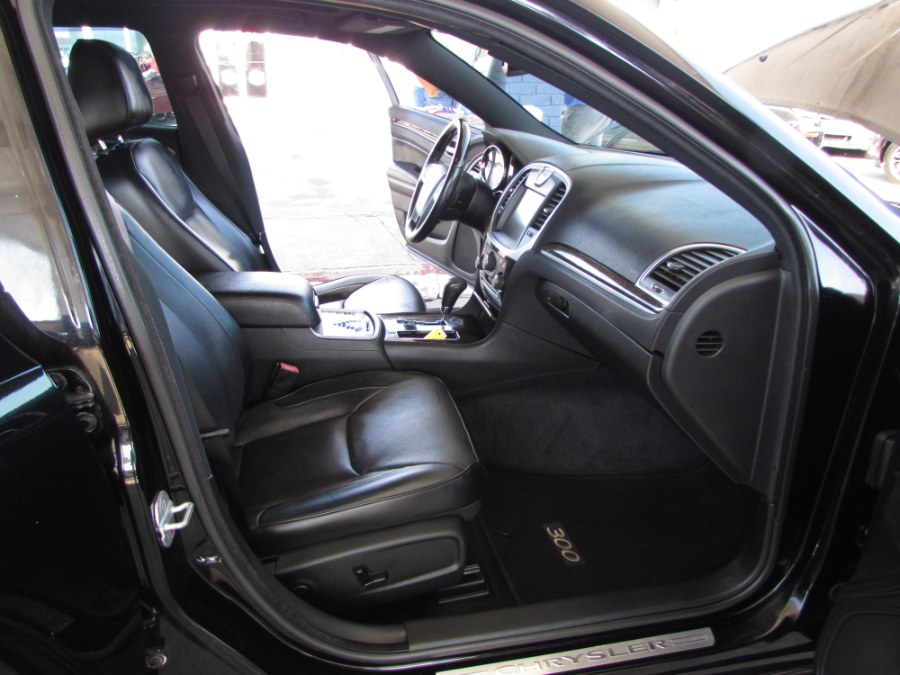 2013 Chrysler 300 4dr Sdn 300C RWD, available for sale in Orlando, Florida | VIP Auto Enterprise, Inc. Orlando, Florida 2013 Chrysler 300 4dr Sdn 300C RWD, available for sale in Orlando, Florida | VIP Auto Enterprise, Inc. Orlando, Florida