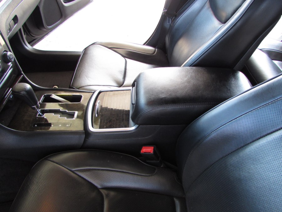 2013 Chrysler 300 4dr Sdn 300C RWD, available for sale in Orlando, Florida | VIP Auto Enterprise, Inc. Orlando, Florida 2013 Chrysler 300 4dr Sdn 300C RWD, available for sale in Orlando, Florida | VIP Auto Enterprise, Inc. Orlando, Florida