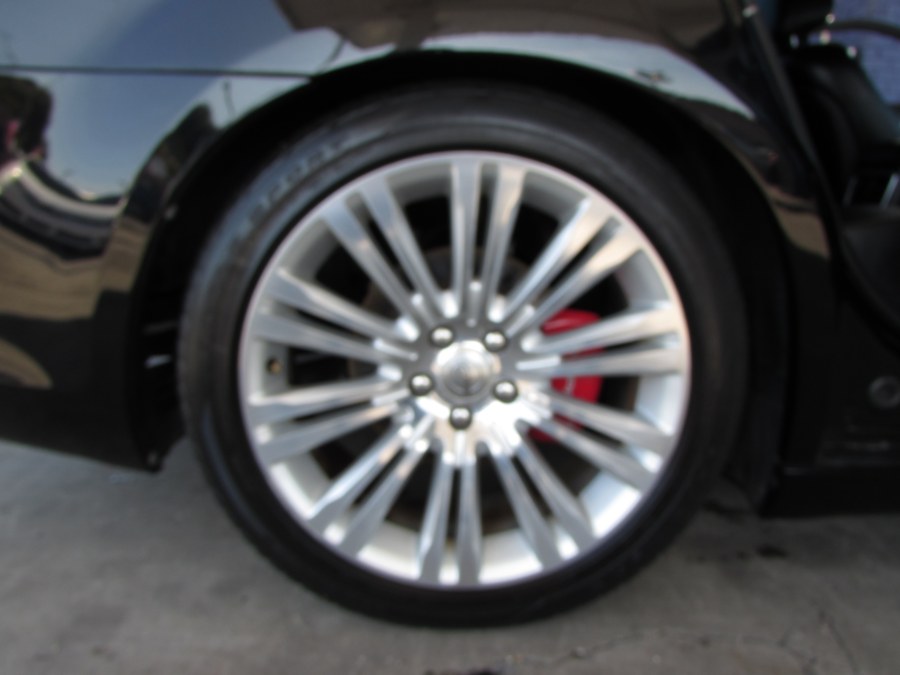 2013 Chrysler 300 4dr Sdn 300C RWD, available for sale in Orlando, Florida | VIP Auto Enterprise, Inc. Orlando, Florida 2013 Chrysler 300 4dr Sdn 300C RWD, available for sale in Orlando, Florida | VIP Auto Enterprise, Inc. Orlando, Florida