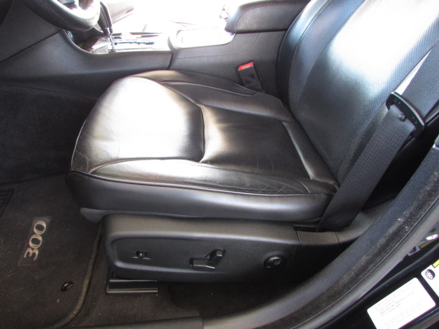2013 Chrysler 300 4dr Sdn 300C RWD, available for sale in Orlando, Florida | VIP Auto Enterprise, Inc. Orlando, Florida 2013 Chrysler 300 4dr Sdn 300C RWD, available for sale in Orlando, Florida | VIP Auto Enterprise, Inc. Orlando, Florida