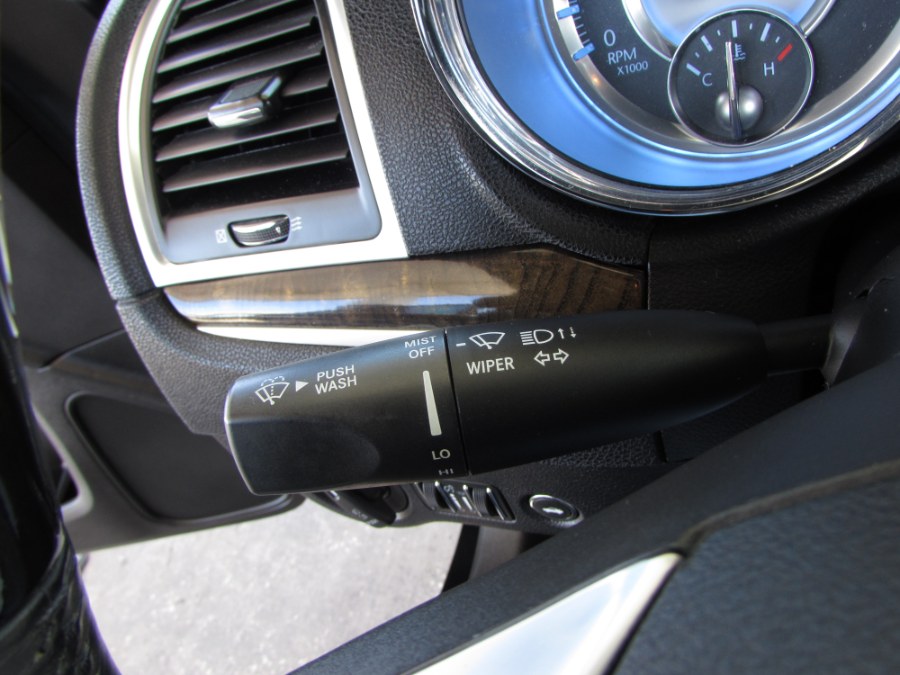 2013 Chrysler 300 4dr Sdn 300C RWD, available for sale in Orlando, Florida | VIP Auto Enterprise, Inc. Orlando, Florida 2013 Chrysler 300 4dr Sdn 300C RWD, available for sale in Orlando, Florida | VIP Auto Enterprise, Inc. Orlando, Florida