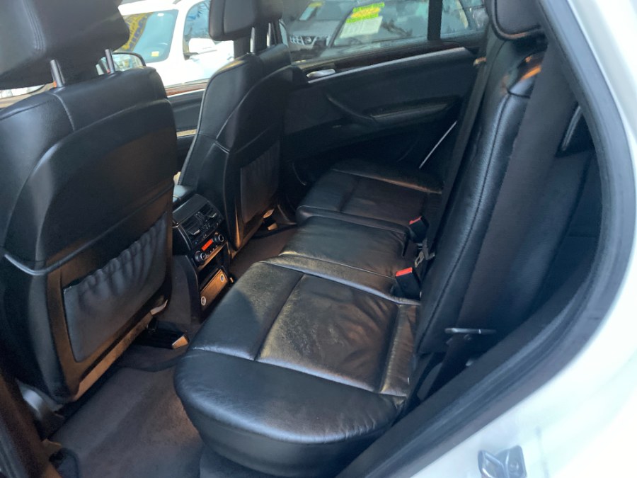 2013 BMW X5 AWD 4dr xDrive35i Sport Activity, available for sale in Middle Village, New York | Middle Village Motors . Middle Village, New York 2013 BMW X5 AWD 4dr xDrive35i Sport Activity, available for sale in Middle Village, New York | Middle Village Motors . Middle Village, New York