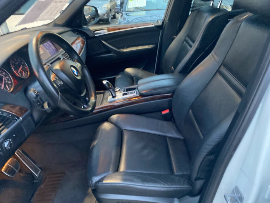2013 BMW X5 AWD 4dr xDrive35i Sport Activity, available for sale in Middle Village, New York | Middle Village Motors . Middle Village, New York 2013 BMW X5 AWD 4dr xDrive35i Sport Activity, available for sale in Middle Village, New York | Middle Village Motors . Middle Village, New York