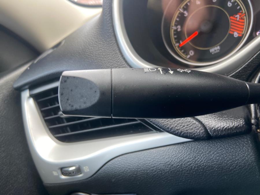 2015 Jeep Cherokee 4WD 4dr Trailhawk, available for sale in Newark, New Jersey | Champion Used Auto Sales LLC. Newark, New Jersey 2015 Jeep Cherokee 4WD 4dr Trailhawk, available for sale in Newark, New Jersey | Champion Used Auto Sales LLC. Newark, New Jersey