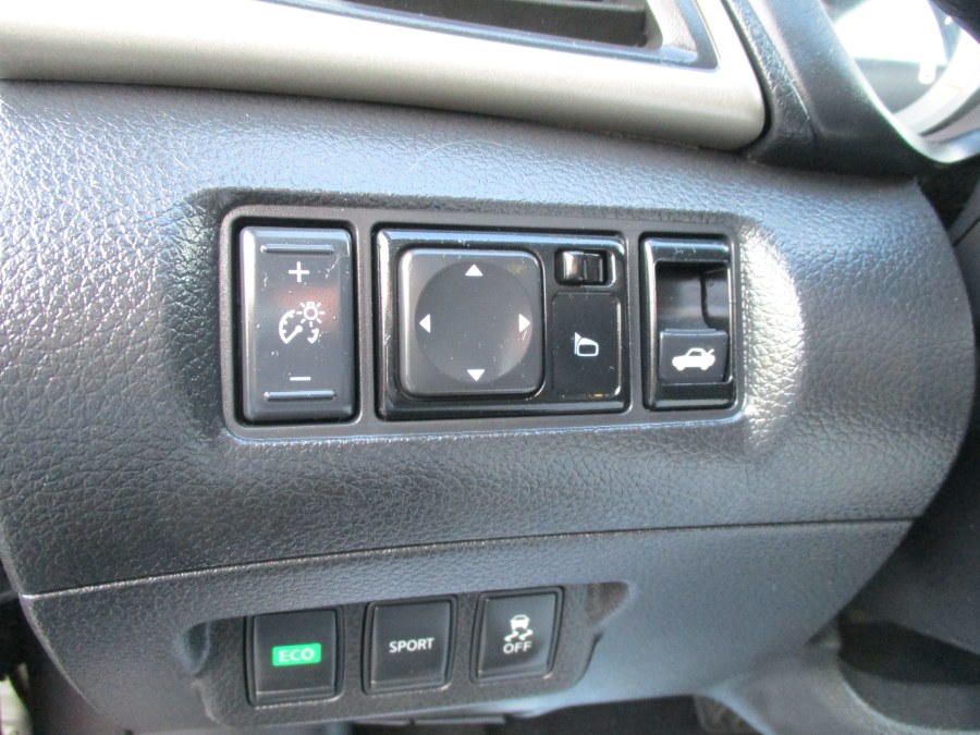 2013 Nissan Sentra 4dr Sdn I4 CVT SR, available for sale in West Babylon, New York | New Gen Auto Group. West Babylon, New York 2013 Nissan Sentra 4dr Sdn I4 CVT SR, available for sale in West Babylon, New York | New Gen Auto Group. West Babylon, New York