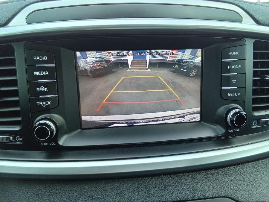 2020 Kia Sorento LX V6 FWD, available for sale in Irvington, New Jersey | NJ Used Cars Center. Irvington, New Jersey 2020 Kia Sorento LX V6 FWD, available for sale in Irvington, New Jersey | NJ Used Cars Center. Irvington, New Jersey