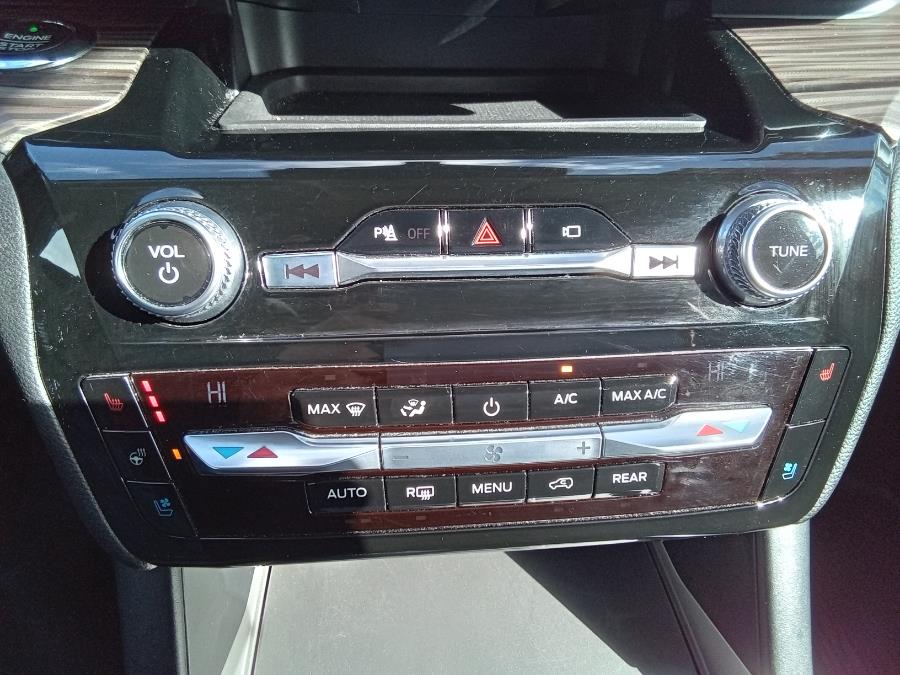 2021 Ford Explorer Limited 4WD, available for sale in Irvington, New Jersey | NJ Used Cars Center. Irvington, New Jersey 2021 Ford Explorer Limited 4WD, available for sale in Irvington, New Jersey | NJ Used Cars Center. Irvington, New Jersey
