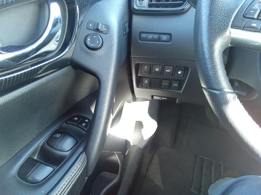 2020 Nissan Rogue FWD SL, available for sale in Irvington, New Jersey | NJ Used Cars Center. Irvington, New Jersey 2020 Nissan Rogue FWD SL, available for sale in Irvington, New Jersey | NJ Used Cars Center. Irvington, New Jersey