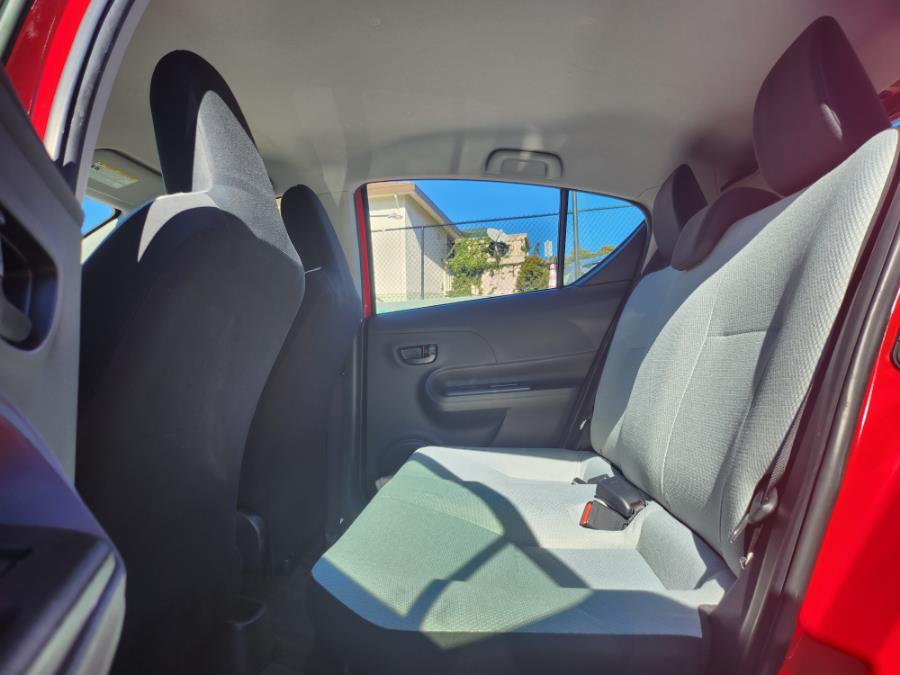 Used Toyota Prius c One 2015 | Green Light Auto Wholesale. Daly City, California Used Toyota Prius c One 2015 | Green Light Auto Wholesale. Daly City, California