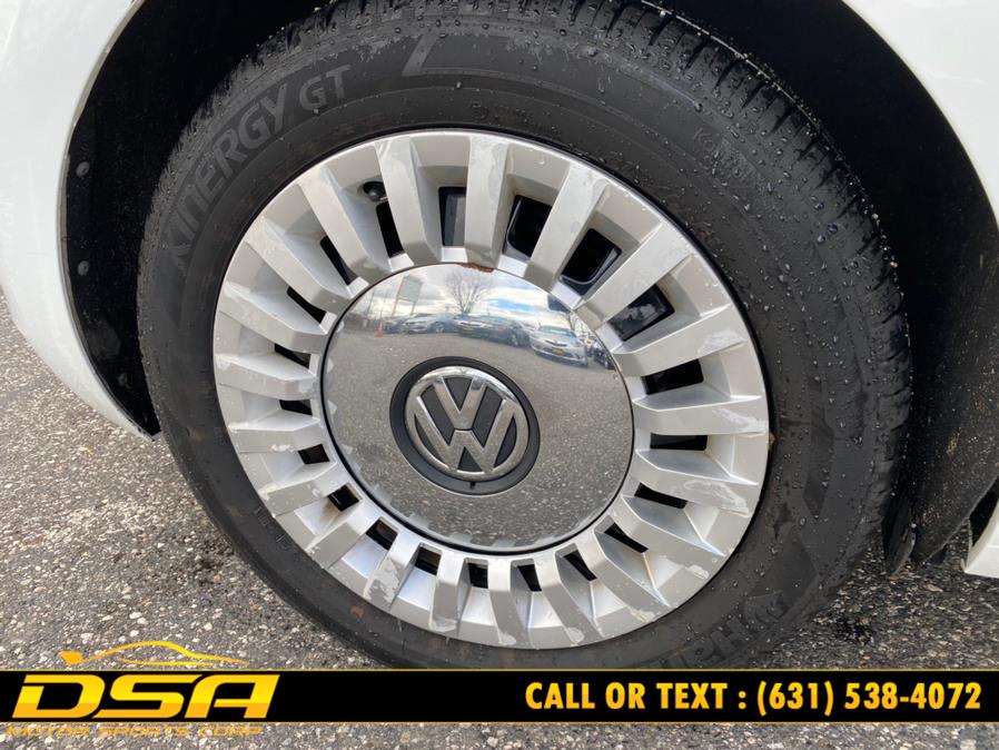 2015 Volkswagen Beetle Convertible 2dr Auto 1.8T PZEV, available for sale in Commack, New York | DSA Motor Sports Corp. Commack, New York 2015 Volkswagen Beetle Convertible 2dr Auto 1.8T PZEV, available for sale in Commack, New York | DSA Motor Sports Corp. Commack, New York
