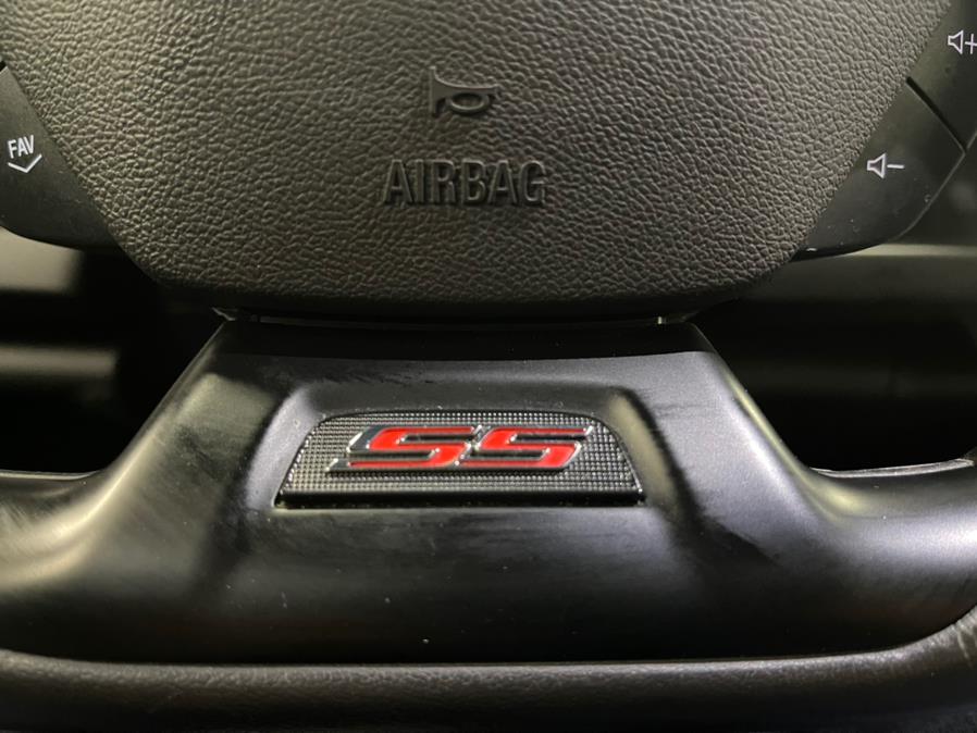 Used Chevrolet Camaro 2dr Cpe 2SS 2020 | 5 Towns Drive. Inwood, New York Used Chevrolet Camaro 2dr Cpe 2SS 2020 | 5 Towns Drive. Inwood, New York