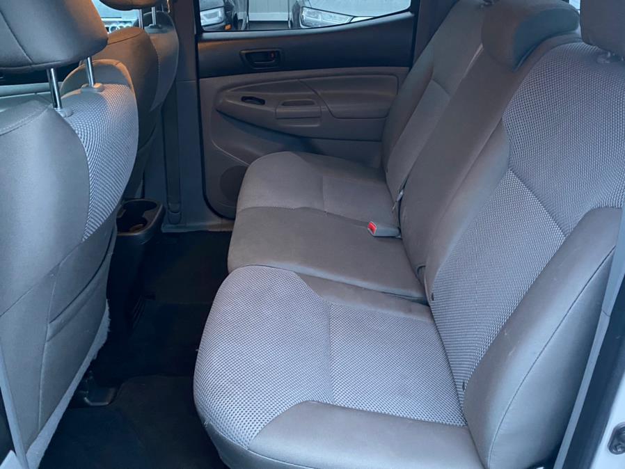2014 Toyota Tacoma 4WD Double Cab V6 AT (Natl), available for sale in Canton, Connecticut | Lava Motors 2 Inc. Canton, Connecticut 2014 Toyota Tacoma 4WD Double Cab V6 AT (Natl), available for sale in Canton, Connecticut | Lava Motors 2 Inc. Canton, Connecticut