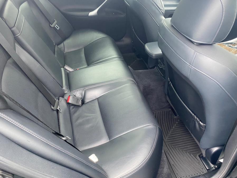 2011 Lexus IS 250 4dr Sport Sdn Auto AWD, available for sale in Canton, Connecticut | Lava Motors 2 Inc. Canton, Connecticut 2011 Lexus IS 250 4dr Sport Sdn Auto AWD, available for sale in Canton, Connecticut | Lava Motors 2 Inc. Canton, Connecticut