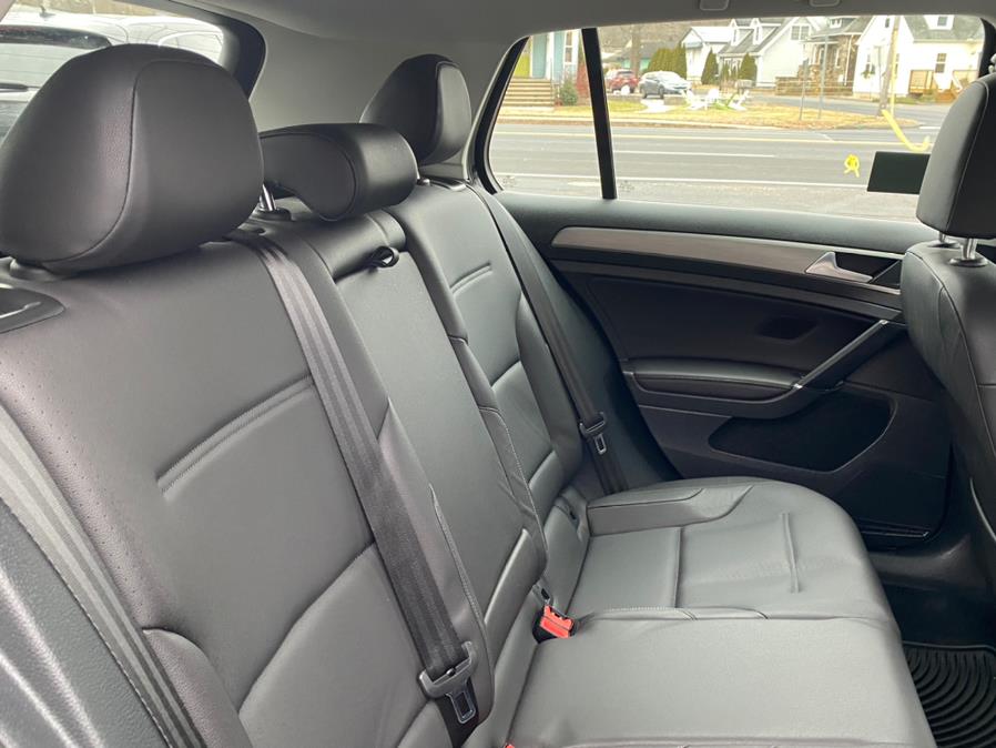 2015 Volkswagen Golf 4dr HB Auto TSI SE, available for sale in Canton, Connecticut | Lava Motors 2 Inc. Canton, Connecticut 2015 Volkswagen Golf 4dr HB Auto TSI SE, available for sale in Canton, Connecticut | Lava Motors 2 Inc. Canton, Connecticut