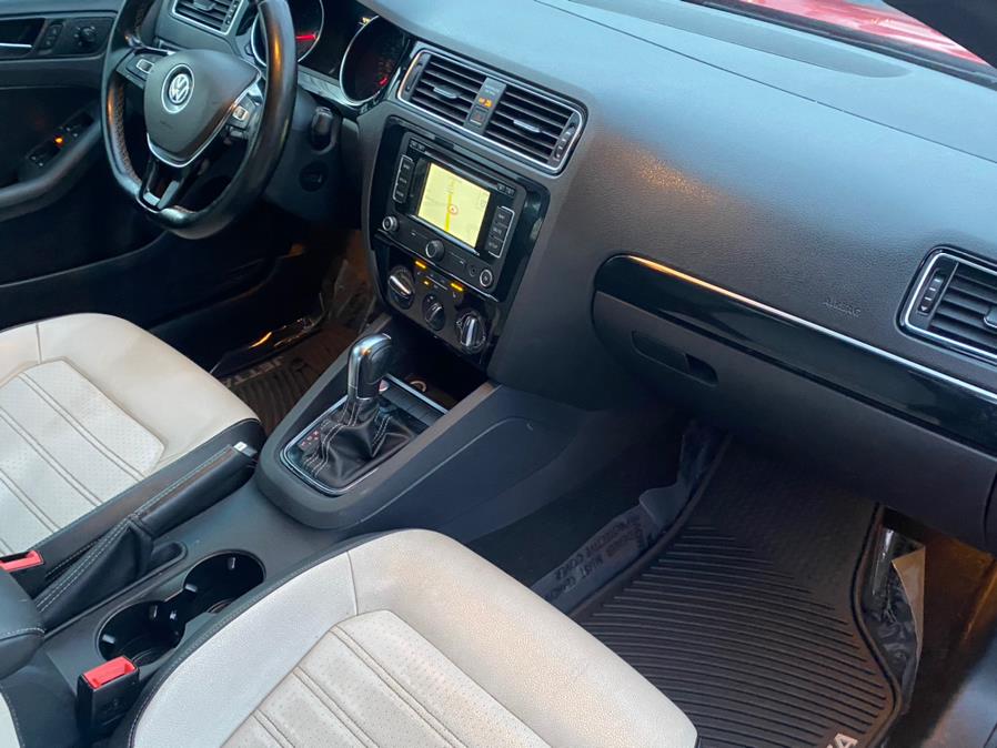 2015 Volkswagen Jetta Sedan 4dr Auto 1.8T SE PZEV, available for sale in Canton, Connecticut | Lava Motors 2 Inc. Canton, Connecticut 2015 Volkswagen Jetta Sedan 4dr Auto 1.8T SE PZEV, available for sale in Canton, Connecticut | Lava Motors 2 Inc. Canton, Connecticut