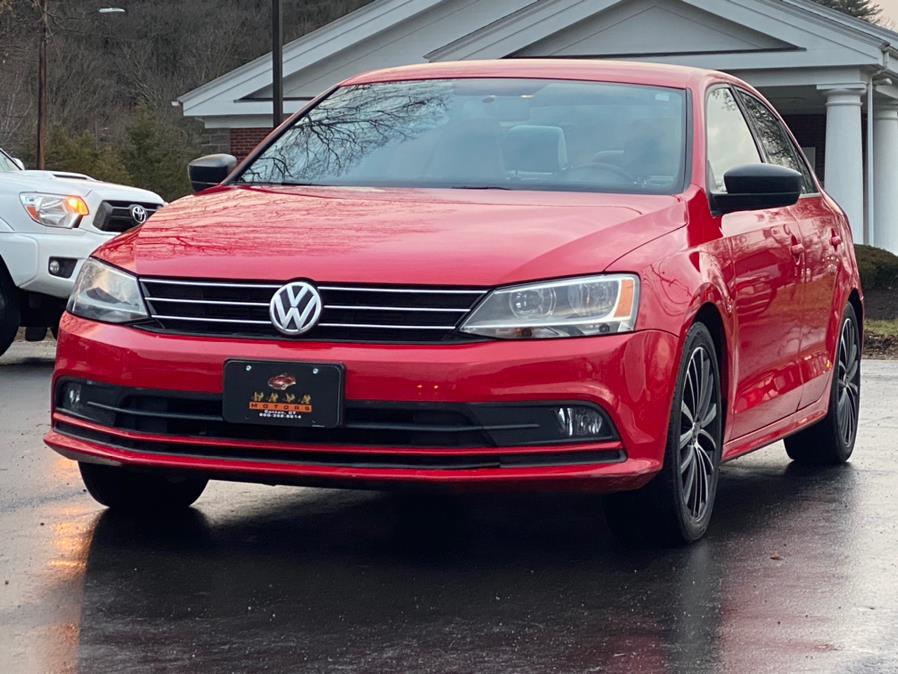 2015 Volkswagen Jetta Sedan 4dr Auto 1.8T SE PZEV, available for sale in Canton, Connecticut | Lava Motors 2 Inc. Canton, Connecticut 2015 Volkswagen Jetta Sedan 4dr Auto 1.8T SE PZEV, available for sale in Canton, Connecticut | Lava Motors 2 Inc. Canton, Connecticut