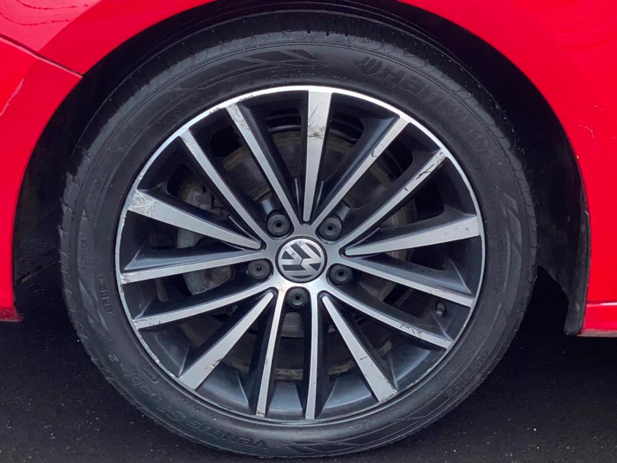2015 Volkswagen Jetta Sedan 4dr Auto 1.8T SE PZEV, available for sale in Canton, Connecticut | Lava Motors 2 Inc. Canton, Connecticut 2015 Volkswagen Jetta Sedan 4dr Auto 1.8T SE PZEV, available for sale in Canton, Connecticut | Lava Motors 2 Inc. Canton, Connecticut