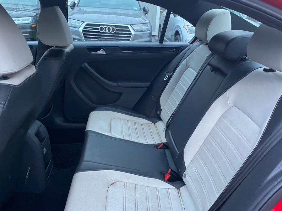 2015 Volkswagen Jetta Sedan 4dr Auto 1.8T SE PZEV, available for sale in Canton, Connecticut | Lava Motors 2 Inc. Canton, Connecticut 2015 Volkswagen Jetta Sedan 4dr Auto 1.8T SE PZEV, available for sale in Canton, Connecticut | Lava Motors 2 Inc. Canton, Connecticut