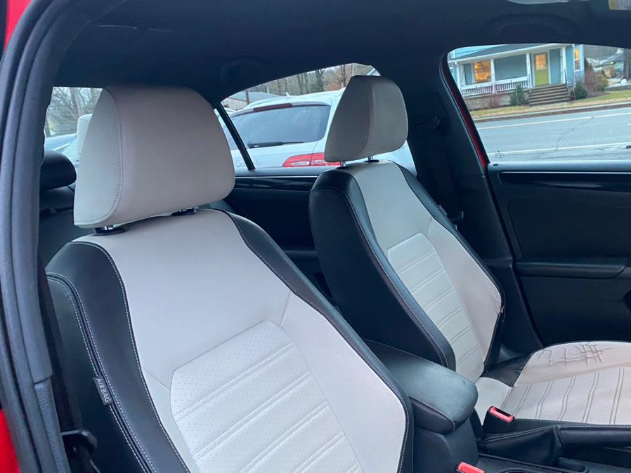 2015 Volkswagen Jetta Sedan 4dr Auto 1.8T SE PZEV, available for sale in Canton, Connecticut | Lava Motors 2 Inc. Canton, Connecticut 2015 Volkswagen Jetta Sedan 4dr Auto 1.8T SE PZEV, available for sale in Canton, Connecticut | Lava Motors 2 Inc. Canton, Connecticut