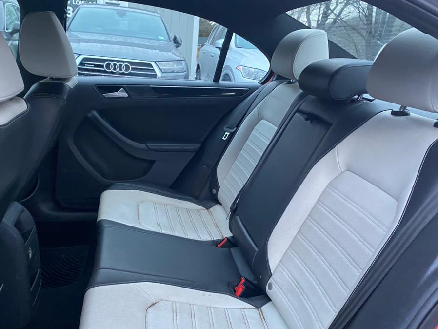 2015 Volkswagen Jetta Sedan 4dr Auto 1.8T SE PZEV, available for sale in Canton, Connecticut | Lava Motors 2 Inc. Canton, Connecticut 2015 Volkswagen Jetta Sedan 4dr Auto 1.8T SE PZEV, available for sale in Canton, Connecticut | Lava Motors 2 Inc. Canton, Connecticut