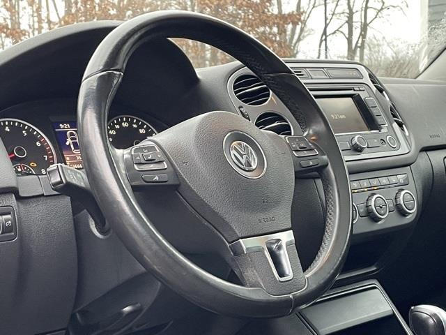 2013 Volkswagen Tiguan SE, available for sale in Brookfield, Connecticut | Blasius Federal Road. Brookfield, Connecticut 2013 Volkswagen Tiguan SE, available for sale in Brookfield, Connecticut | Blasius Federal Road. Brookfield, Connecticut