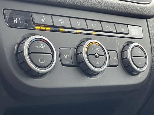 2013 Volkswagen Tiguan SE, available for sale in Brookfield, Connecticut | Blasius Federal Road. Brookfield, Connecticut 2013 Volkswagen Tiguan SE, available for sale in Brookfield, Connecticut | Blasius Federal Road. Brookfield, Connecticut
