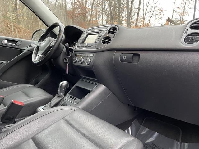 2013 Volkswagen Tiguan SE, available for sale in Brookfield, Connecticut | Blasius Federal Road. Brookfield, Connecticut 2013 Volkswagen Tiguan SE, available for sale in Brookfield, Connecticut | Blasius Federal Road. Brookfield, Connecticut