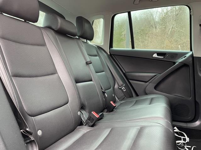 2013 Volkswagen Tiguan SE, available for sale in Brookfield, Connecticut | Blasius Federal Road. Brookfield, Connecticut 2013 Volkswagen Tiguan SE, available for sale in Brookfield, Connecticut | Blasius Federal Road. Brookfield, Connecticut