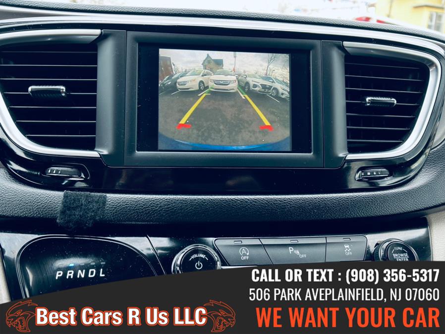 2020 Chrysler Pacifica Touring L FWD, available for sale in Plainfield, New Jersey | Best Cars R Us LLC. Plainfield, New Jersey 2020 Chrysler Pacifica Touring L FWD, available for sale in Plainfield, New Jersey | Best Cars R Us LLC. Plainfield, New Jersey