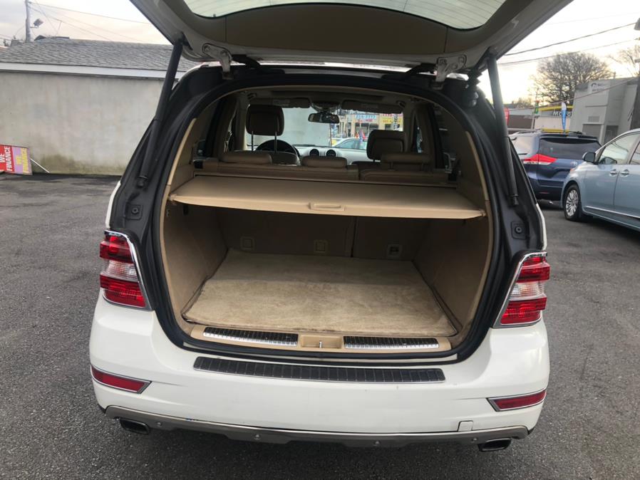 2011 Mercedes-Benz M-Class 4MATIC 4dr ML 350, available for sale in Irvington, New Jersey | Elis Motors Corp. Irvington, New Jersey 2011 Mercedes-Benz M-Class 4MATIC 4dr ML 350, available for sale in Irvington, New Jersey | Elis Motors Corp. Irvington, New Jersey