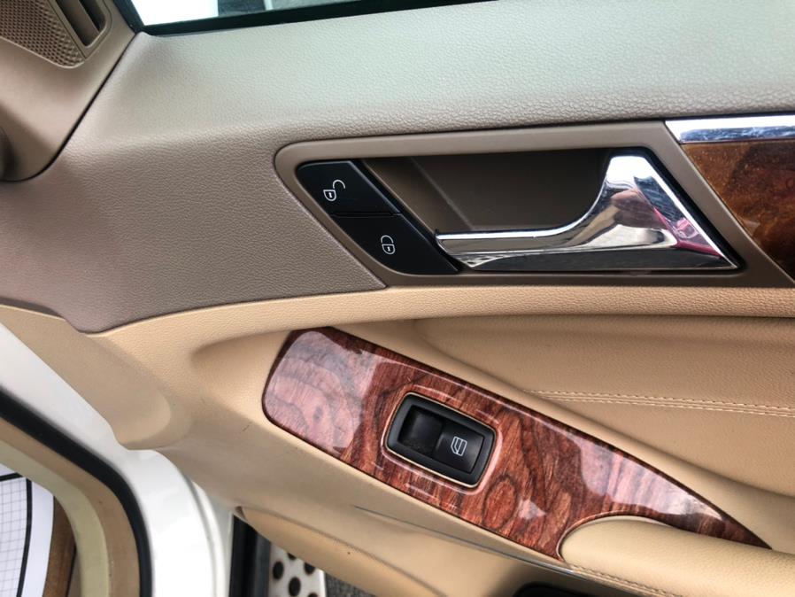 2011 Mercedes-Benz M-Class 4MATIC 4dr ML 350, available for sale in Irvington, New Jersey | Elis Motors Corp. Irvington, New Jersey 2011 Mercedes-Benz M-Class 4MATIC 4dr ML 350, available for sale in Irvington, New Jersey | Elis Motors Corp. Irvington, New Jersey