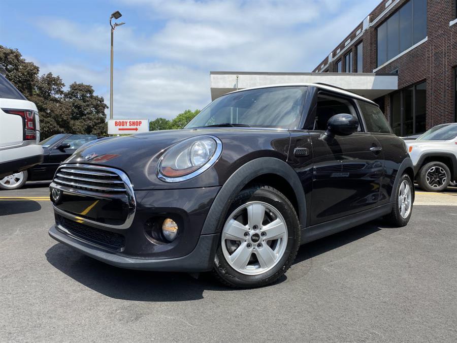 2015 Mini Hardtop 2 Door Cooper, available for sale in Andover, Massachusetts | Autouse. Andover, Massachusetts