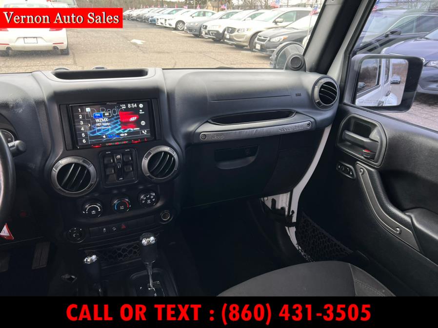 2014 Jeep Wrangler Unlimited 4WD 4dr Willys Wheeler, available for sale in Manchester, Connecticut | Vernon Auto Sale & Service. Manchester, Connecticut 2014 Jeep Wrangler Unlimited 4WD 4dr Willys Wheeler, available for sale in Manchester, Connecticut | Vernon Auto Sale & Service. Manchester, Connecticut