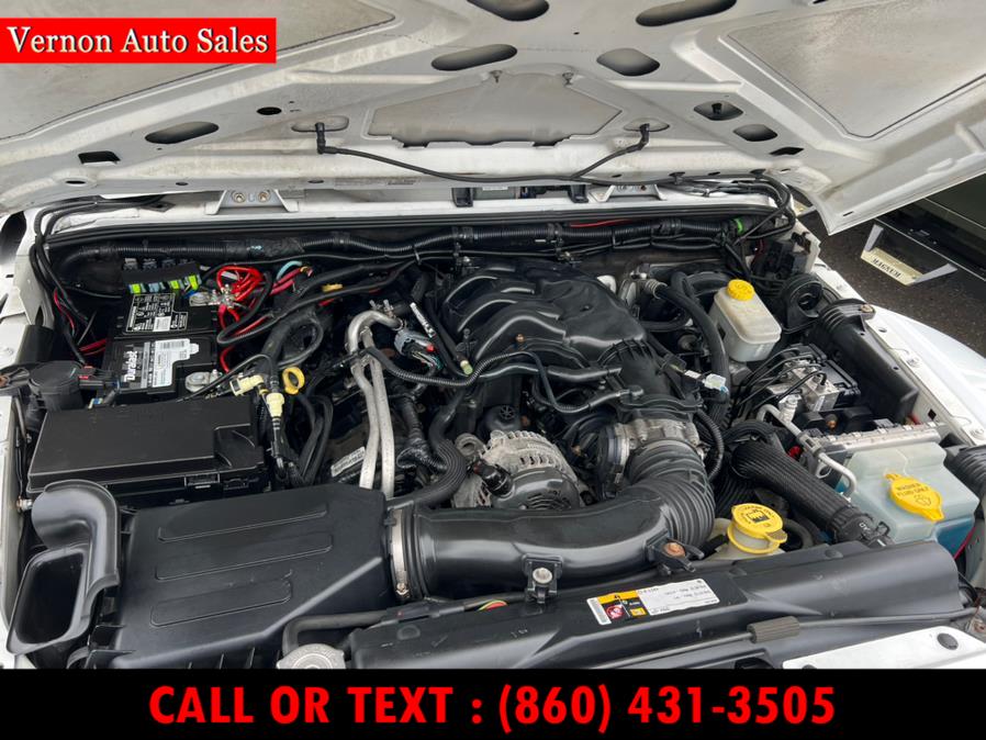 2014 Jeep Wrangler Unlimited 4WD 4dr Willys Wheeler, available for sale in Manchester, Connecticut | Vernon Auto Sale & Service. Manchester, Connecticut 2014 Jeep Wrangler Unlimited 4WD 4dr Willys Wheeler, available for sale in Manchester, Connecticut | Vernon Auto Sale & Service. Manchester, Connecticut