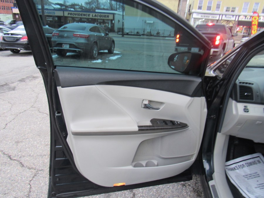 Used Toyota Venza LE 2013 | Hilario's Auto Sales Inc.. Worcester, Massachusetts Used Toyota Venza LE 2013 | Hilario's Auto Sales Inc.. Worcester, Massachusetts