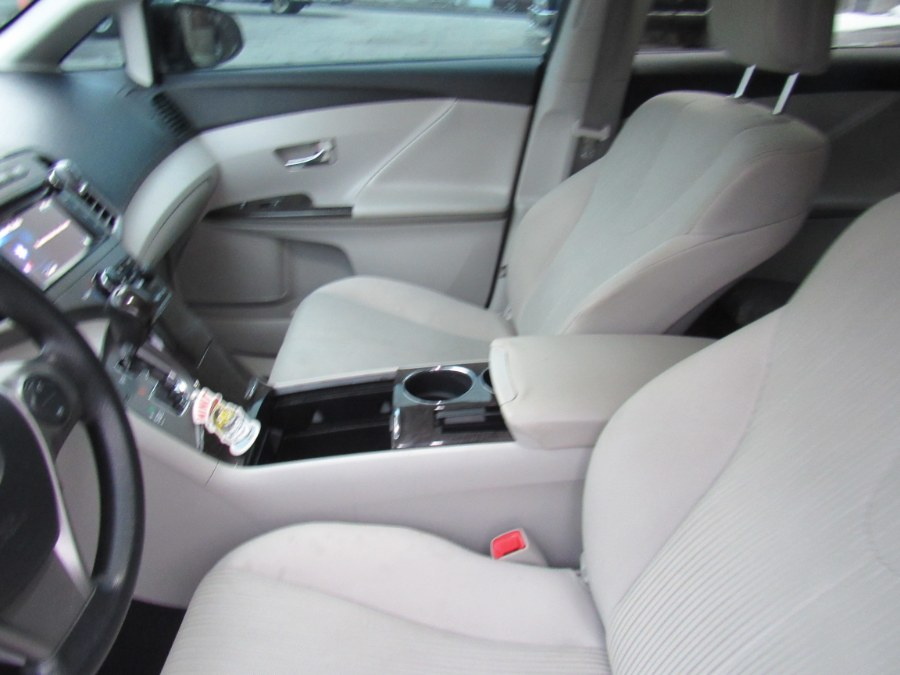 Used Toyota Venza LE 2013 | Hilario's Auto Sales Inc.. Worcester, Massachusetts Used Toyota Venza LE 2013 | Hilario's Auto Sales Inc.. Worcester, Massachusetts