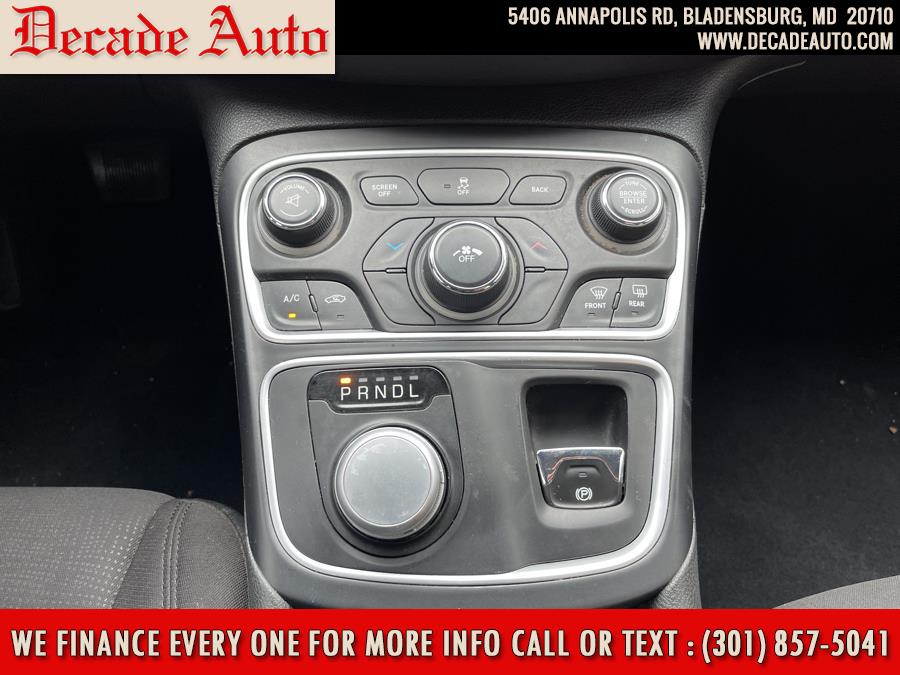 Used Chrysler 200 4dr Sdn Limited FWD 2015 | Decade Auto. Bladensburg, Maryland Used Chrysler 200 4dr Sdn Limited FWD 2015 | Decade Auto. Bladensburg, Maryland