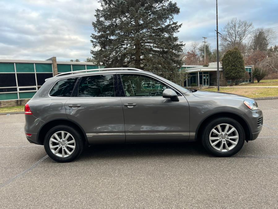 2013 Volkswagen Touareg 4dr VR6 Sport, available for sale in Waterbury, Connecticut | Platinum Auto Care. Waterbury, Connecticut 2013 Volkswagen Touareg 4dr VR6 Sport, available for sale in Waterbury, Connecticut | Platinum Auto Care. Waterbury, Connecticut