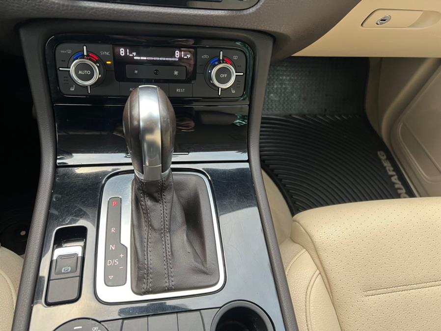 2013 Volkswagen Touareg 4dr VR6 Sport, available for sale in Waterbury, Connecticut | Platinum Auto Care. Waterbury, Connecticut 2013 Volkswagen Touareg 4dr VR6 Sport, available for sale in Waterbury, Connecticut | Platinum Auto Care. Waterbury, Connecticut