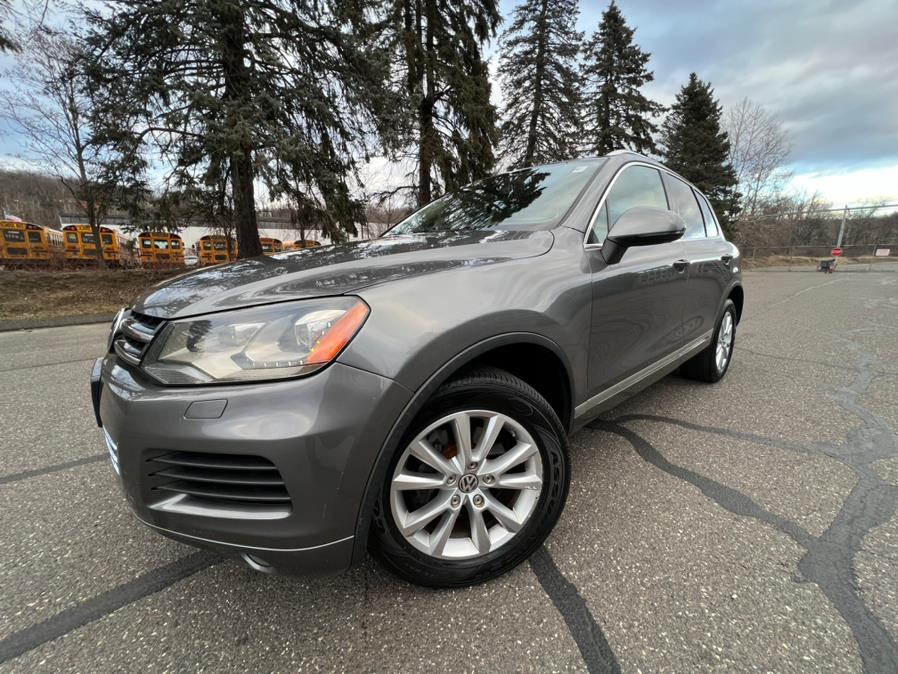 2013 Volkswagen Touareg 4dr VR6 Sport, available for sale in Waterbury, Connecticut | Platinum Auto Care. Waterbury, Connecticut 2013 Volkswagen Touareg 4dr VR6 Sport, available for sale in Waterbury, Connecticut | Platinum Auto Care. Waterbury, Connecticut